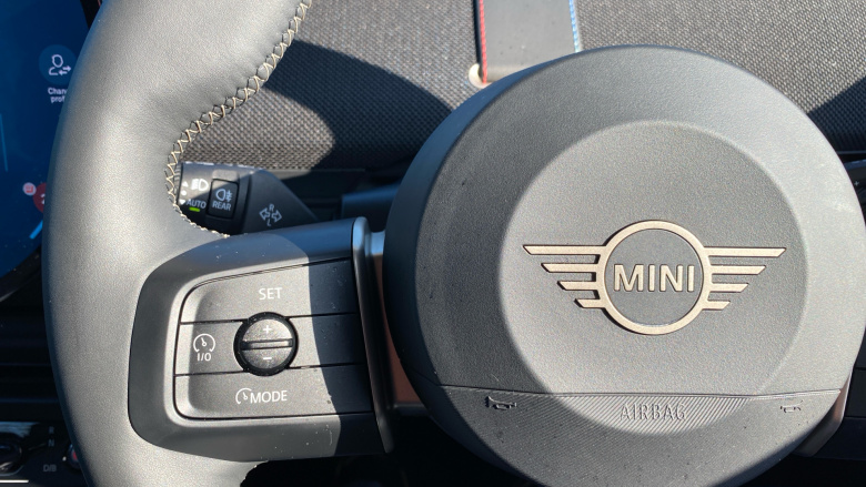 MINI Aceman 135kW E Classic 43kWh 5dr Auto Electric Hatchback